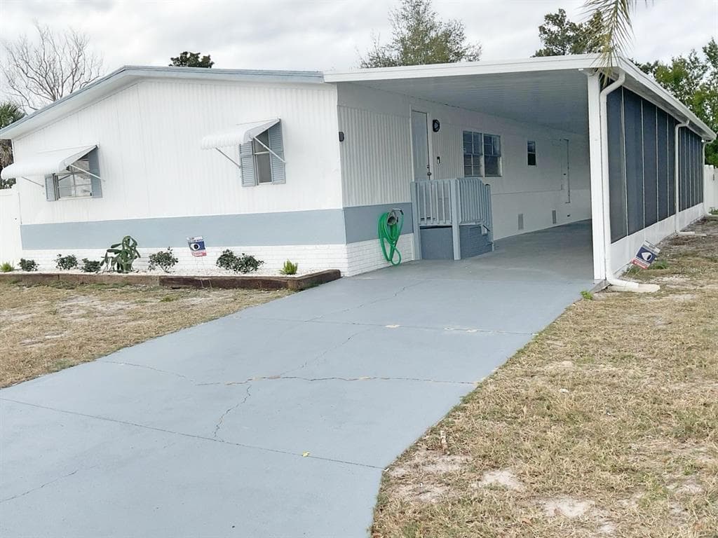 6621 BANDURA AVENUE NEW PORT RICHEY, FL 34653