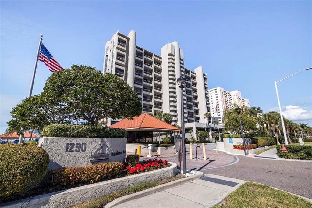 1290 GULF BOULEVARD UNIT 2008