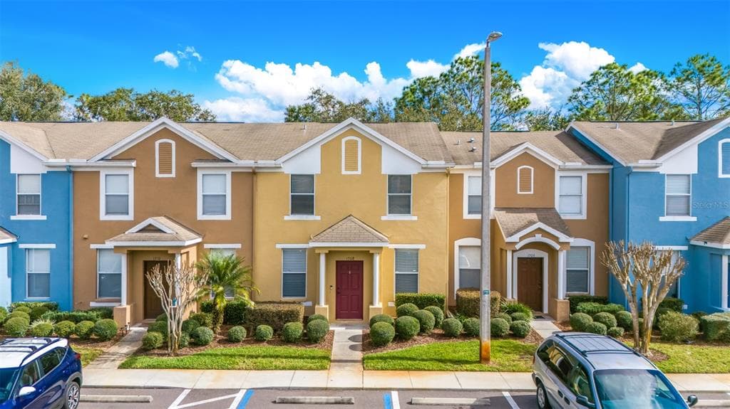 1308 DENMAN COURT WESLEY CHAPEL, FL 33543