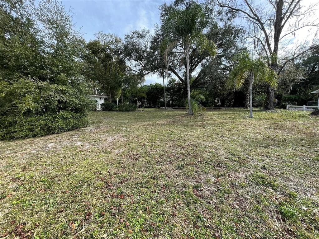 304 SPRINGDALE PLACE TEMPLE TERRACE, FL 33617