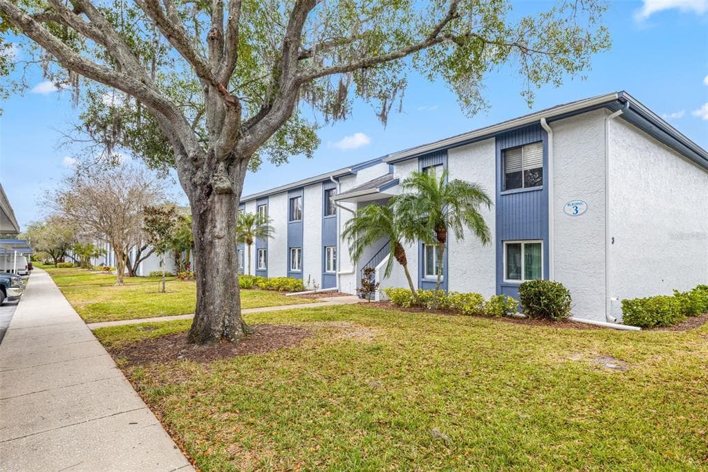 138 CYPRESS LANE UNIT 138 OLDSMAR, FL 34677