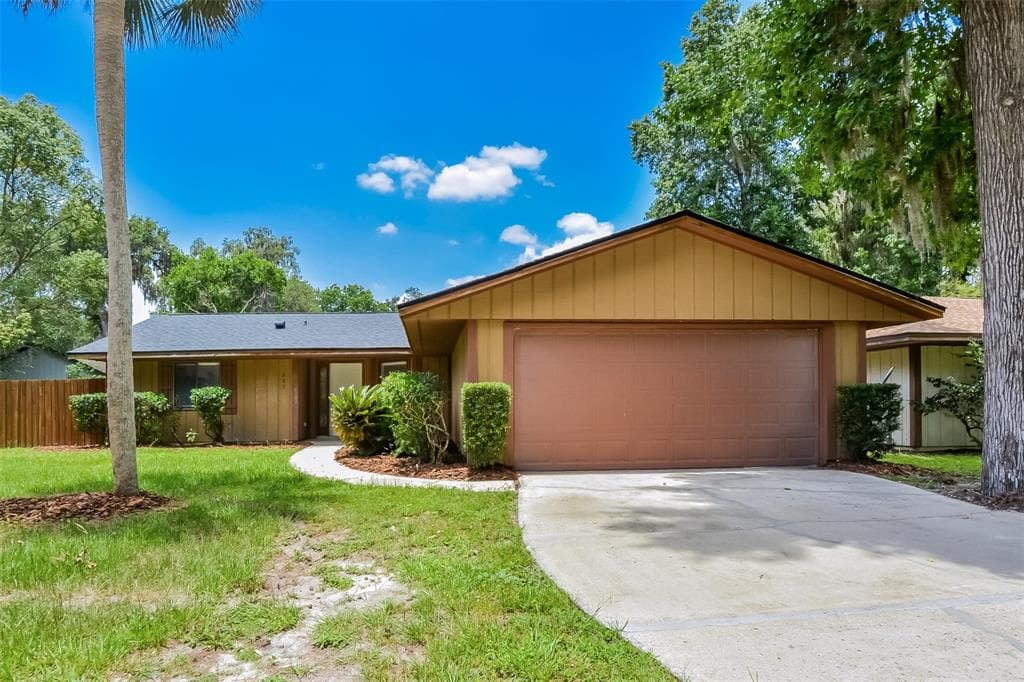 647 MEADOWBROOK DRIVE WINTER SPRINGS, FL 32708