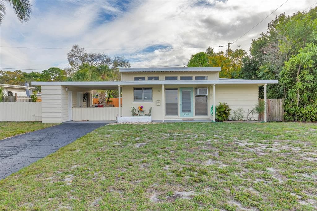 6366 HAMPTON DRIVE N ST PETERSBURG, FL 33710