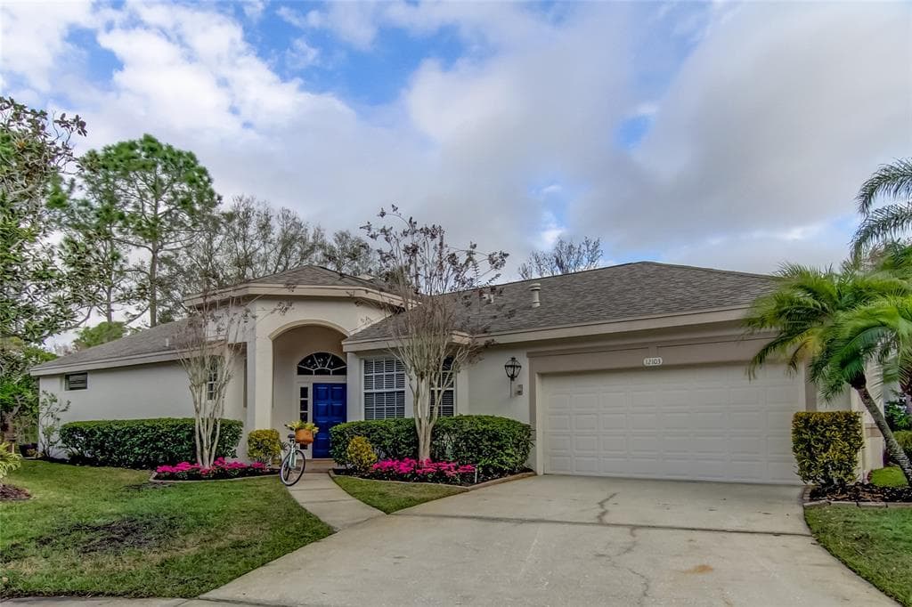 12103 GLENCLIFF CIRCLE TAMPA, FL 33626