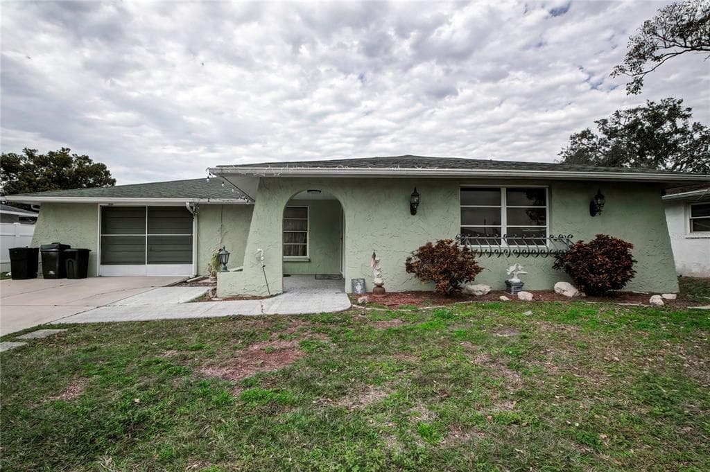 7225 EMBASSY BOULEVARD PORT RICHEY, FL 34668