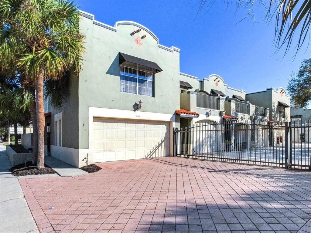 2912 W GANDY BOULEVARD UNIT A TAMPA, FL 33611