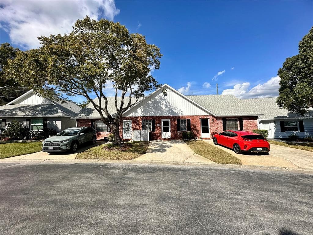 6711 DEVONSHIRE LANE UNIT 6711 NEW PORT RICHEY, FL 34653