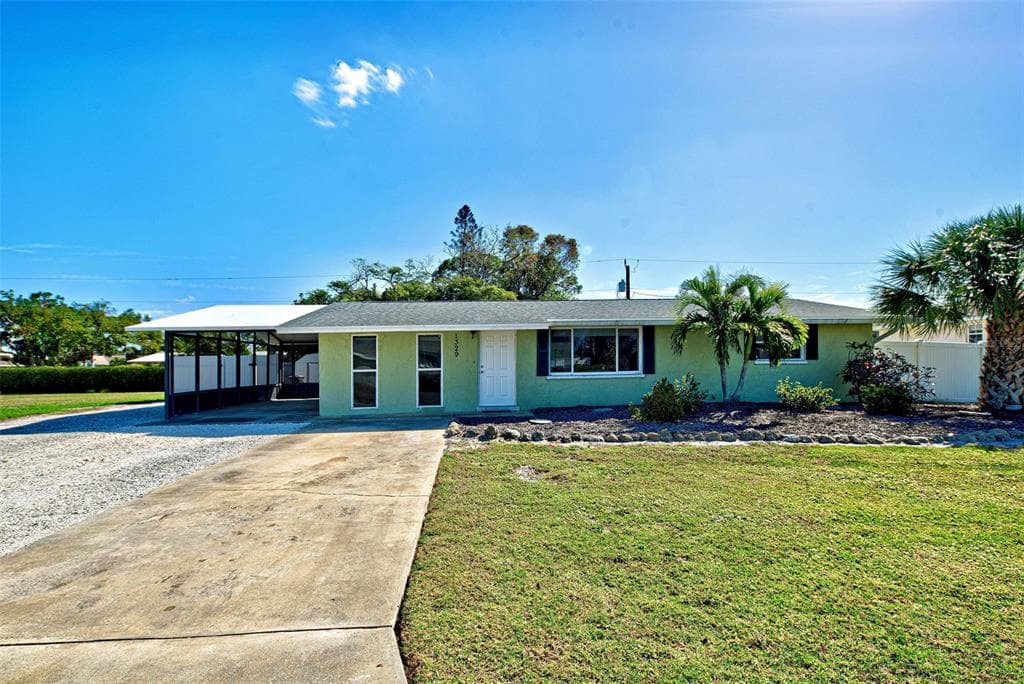 1329 QUEEN ROAD VENICE, FL 34293