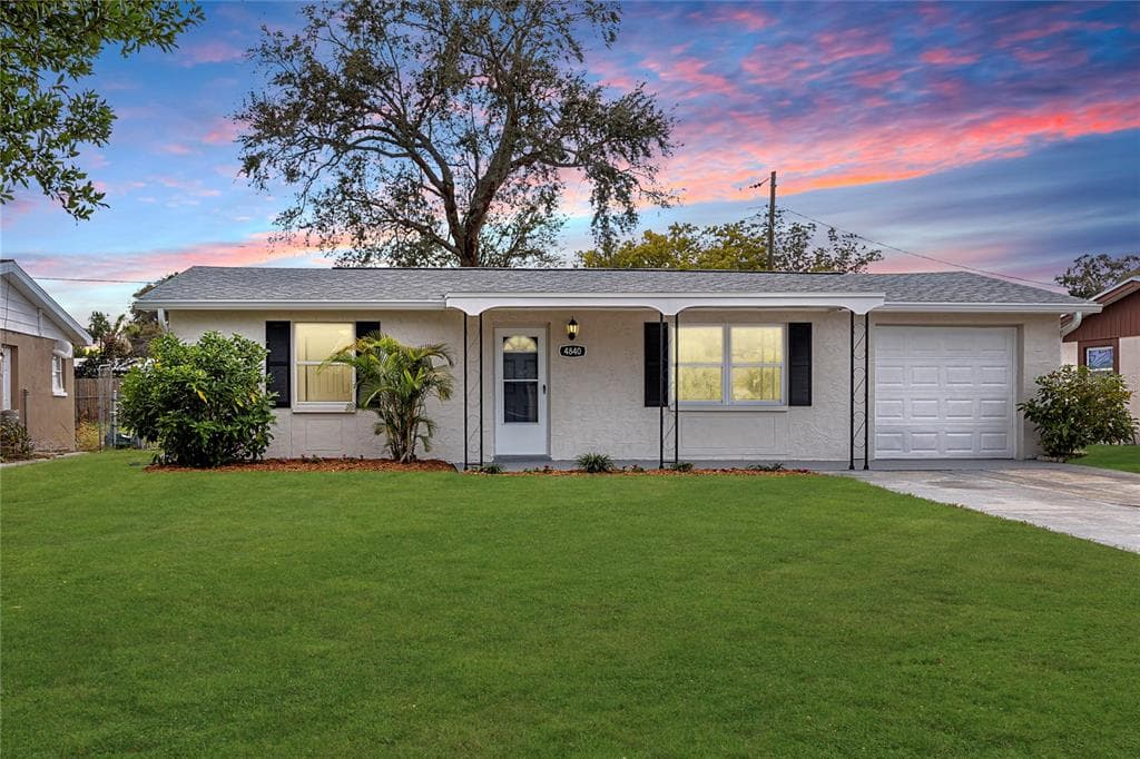 4840 LAKE RIDGE LANE HOLIDAY, FL 34690