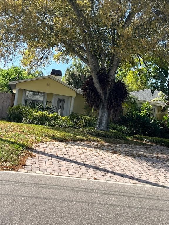4216 W WATROUS AVENUE TAMPA, FL 33629