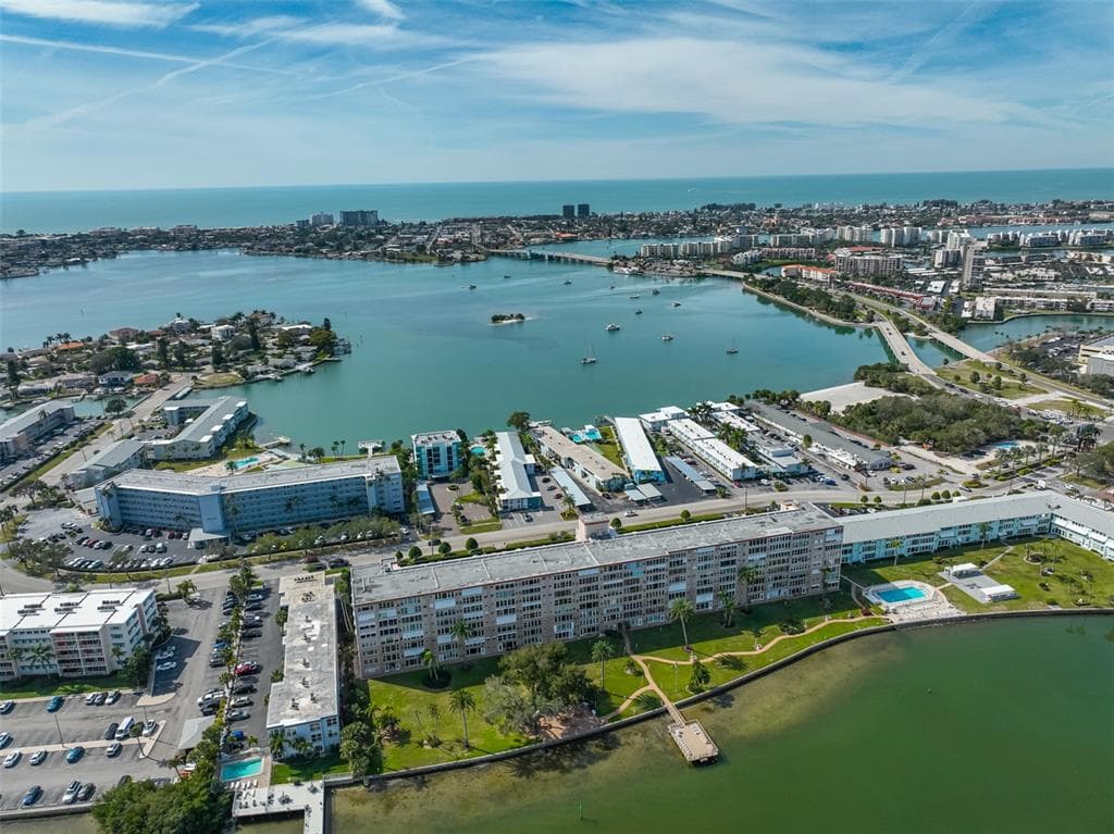1847 SHORE DRIVE S UNIT 815 SOUTH PASADENA, FL 33707