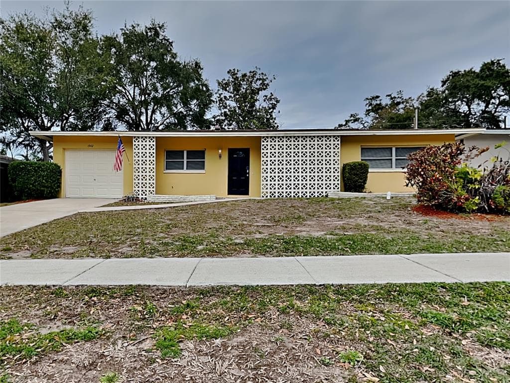 1542 LINWOOD DRIVE CLEARWATER, FL 33755