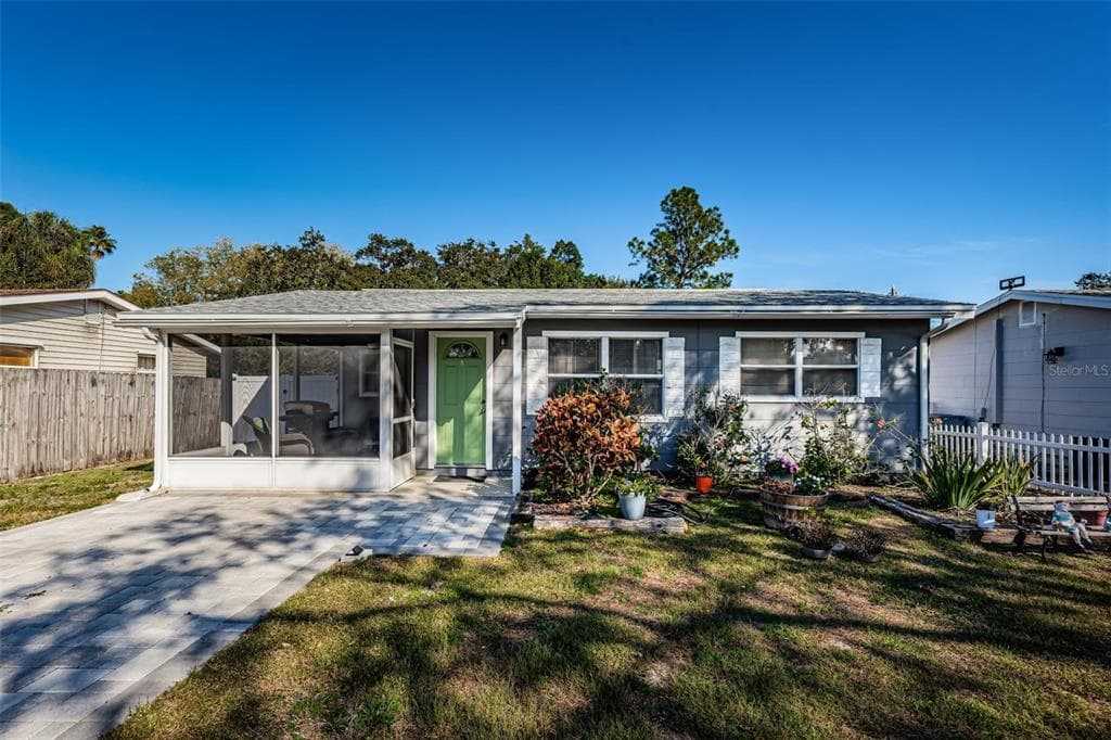 7335 43RD AVENUE N ST PETERSBURG, FL 33709