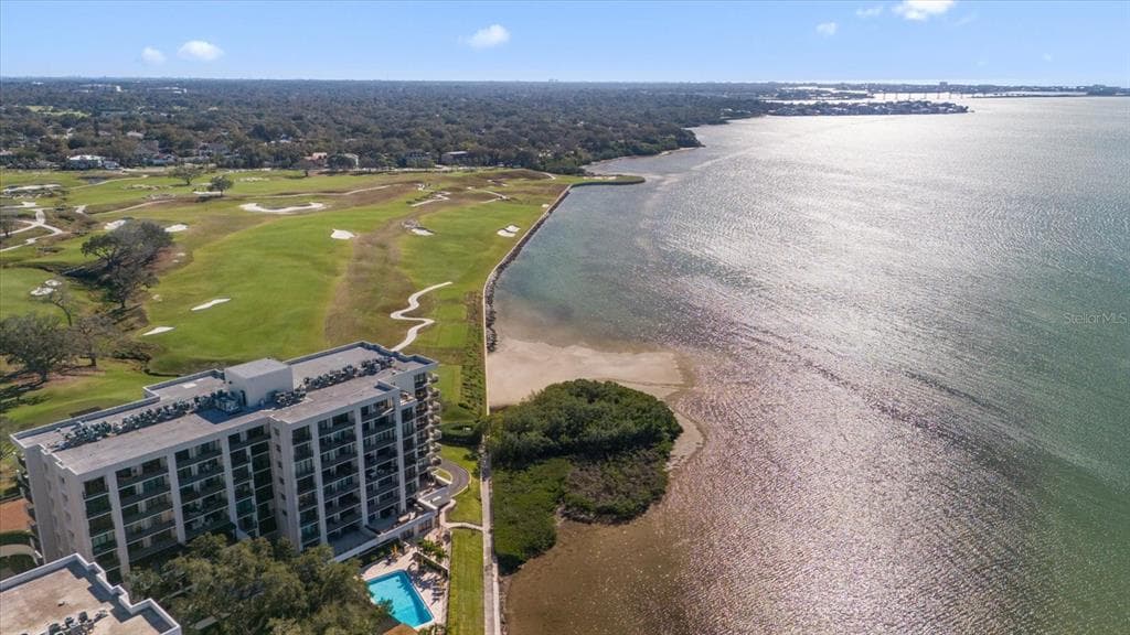 4 BELLEVIEW BOULEVARD UNIT 405 BELLEAIR, FL 33756