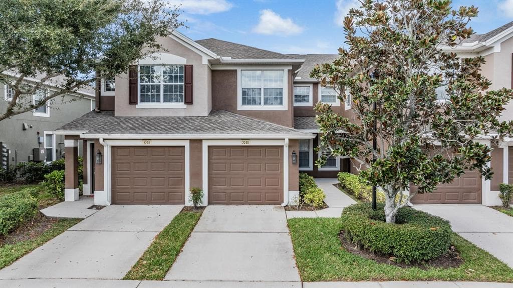 2240 KINGS PALACE DRIVE RIVERVIEW, FL 33578