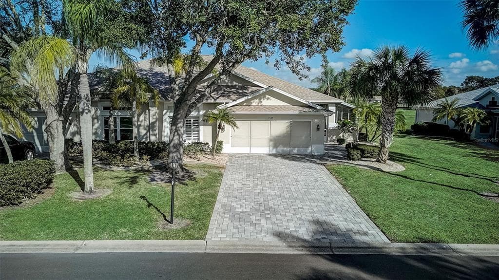 1624 NANTUCKET DRIVE SUN CITY CENTER, FL 33573