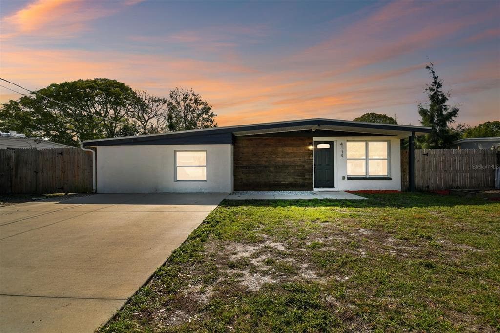 4114 W MONTGOMERY TERRACE TAMPA, FL 33616
