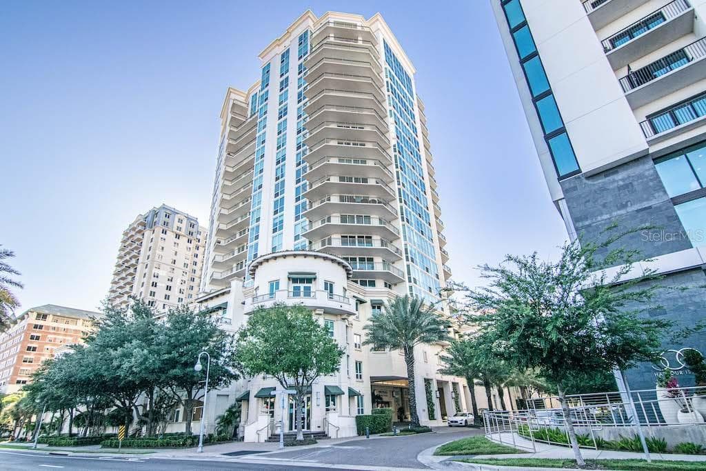 450 KNIGHTS RUN AVENUE UNIT 501 TAMPA, FL 33602