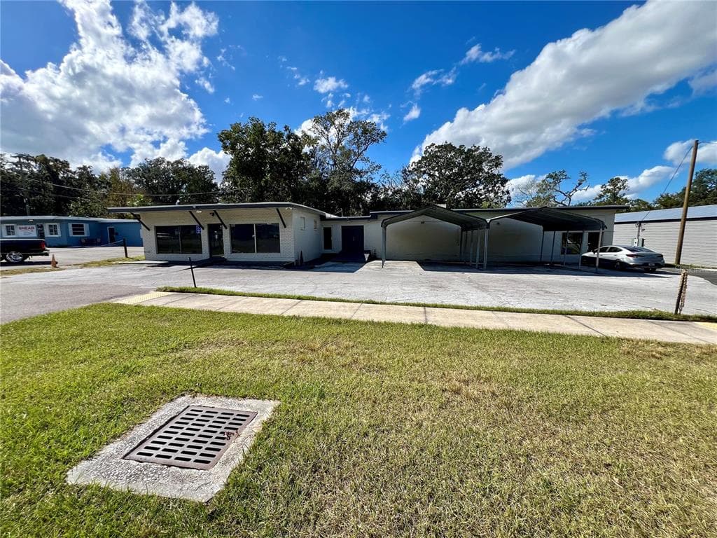 209 PONCE DE LEON BOULEVARD BROOKSVILLE, FL 34601