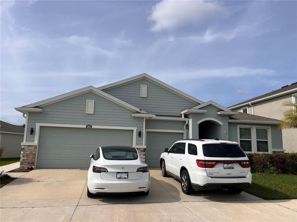 11021 LAXER CAY LOOP SAN ANTONIO, FL 33576