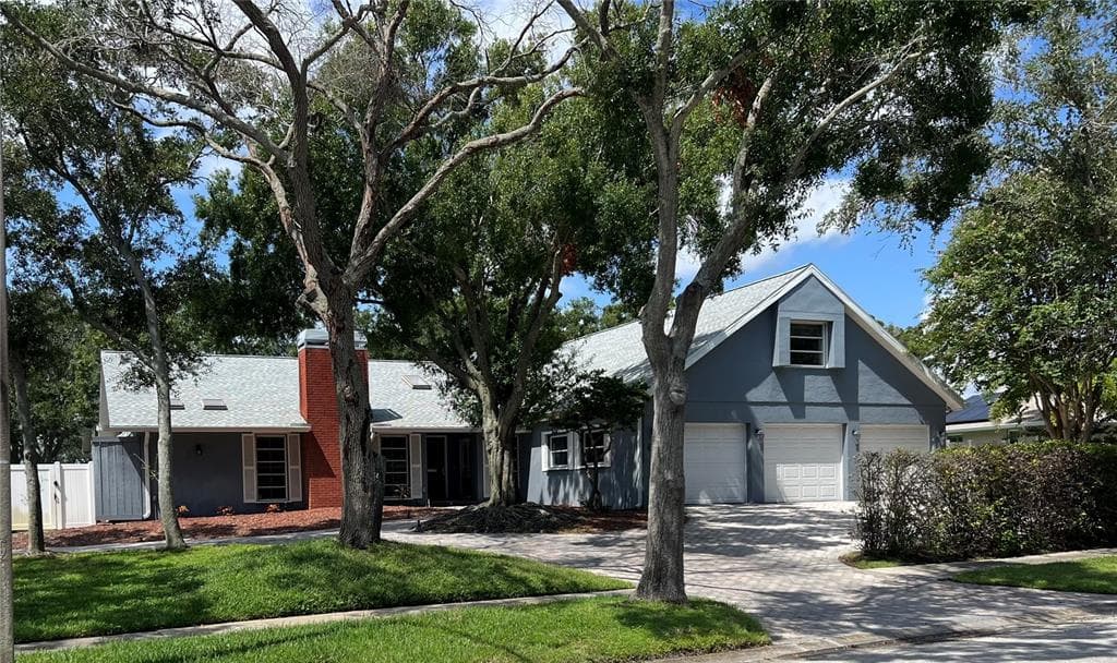 7430 18TH STREET NE ST PETERSBURG, FL 33702