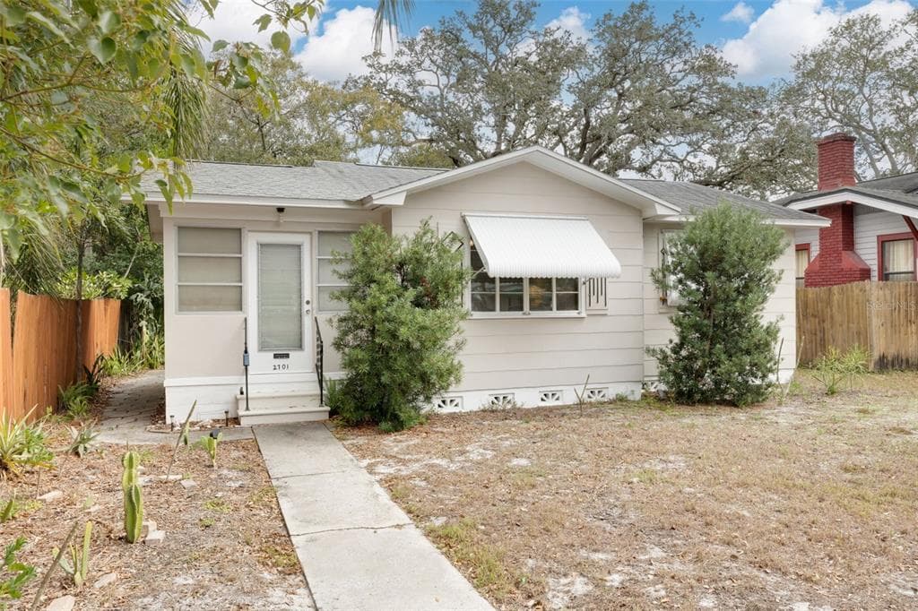 2701 13TH STREET N ST PETERSBURG, FL 33704