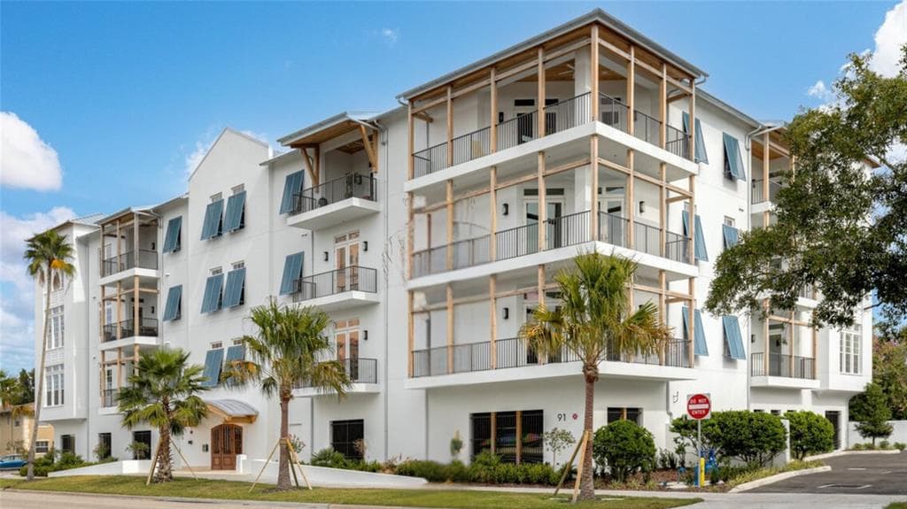 91 DAVIS BOULEVARD UNIT 202 TAMPA, FL 33606