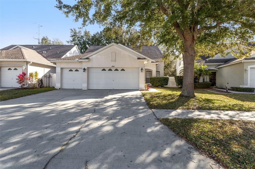 2826 PRAIRIE IRIS DRIVE LAND O LAKES, FL 34638