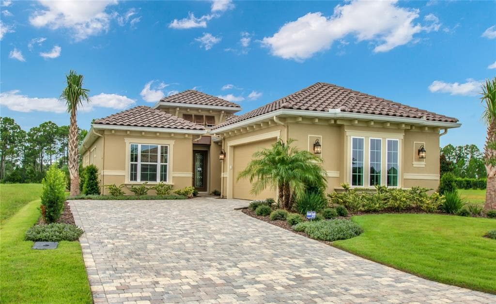 418 BOURGANVILLE DRIVE PALM COAST, FL 32137