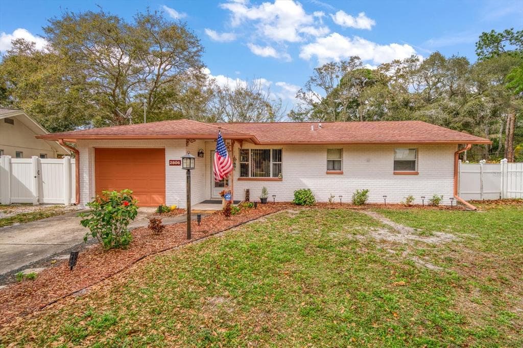 2806 ST CROIX DRIVE CLEARWATER, FL 33759