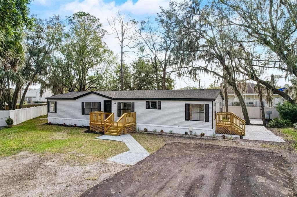 36436 TEAKWOOD AVENUE ZEPHYRHILLS, FL 33541