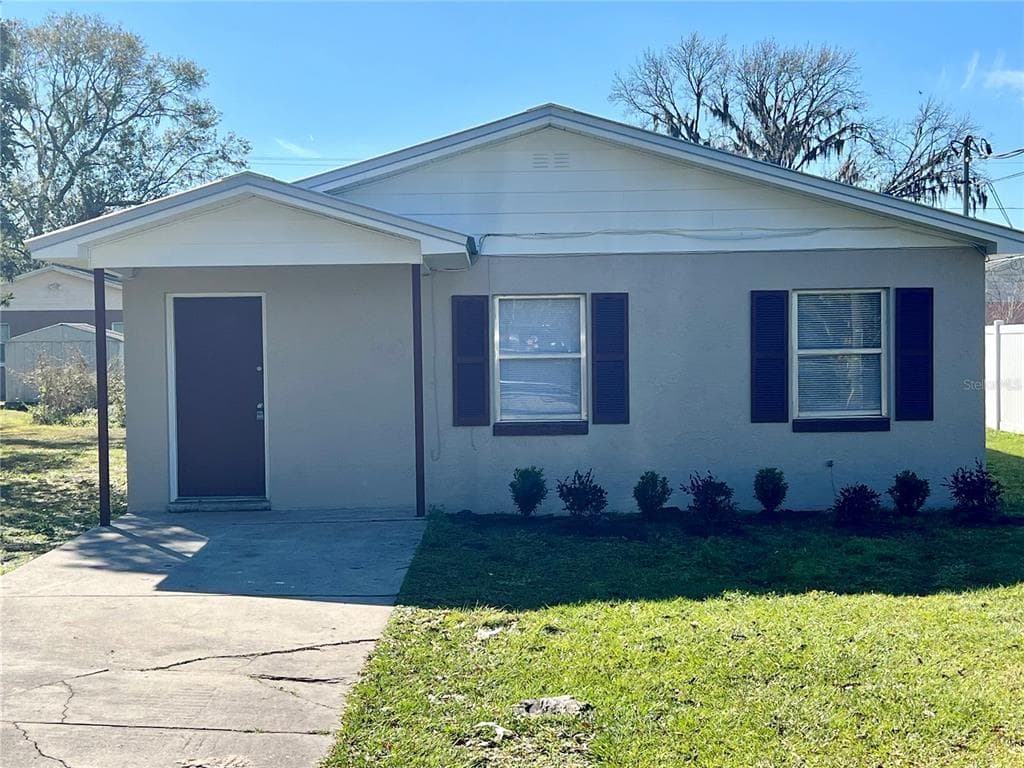 3203 DELAWARE AVENUE PLANT CITY, FL 33563