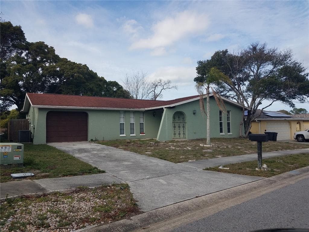11711 SALMON DRIVE PORT RICHEY, FL 34668