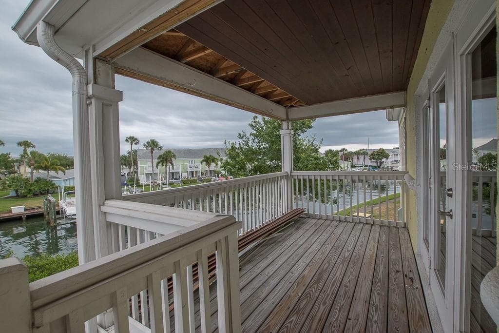 4740 BEACH DRIVE SE UNIT D ST PETERSBURG, FL 33705