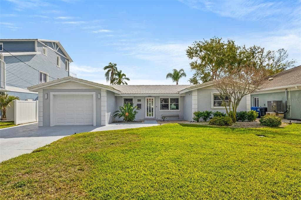 268 SUNLIT COVE DRIVE NE ST PETERSBURG, FL 33702