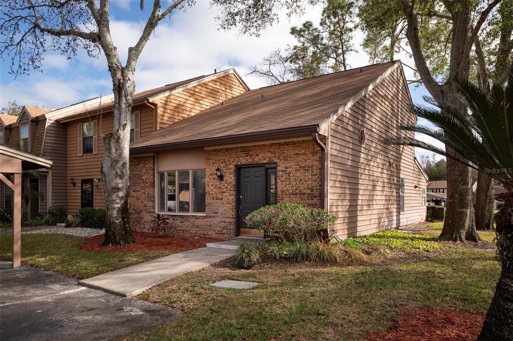 5210 GORHAM CT. TAMPA, FL 33624