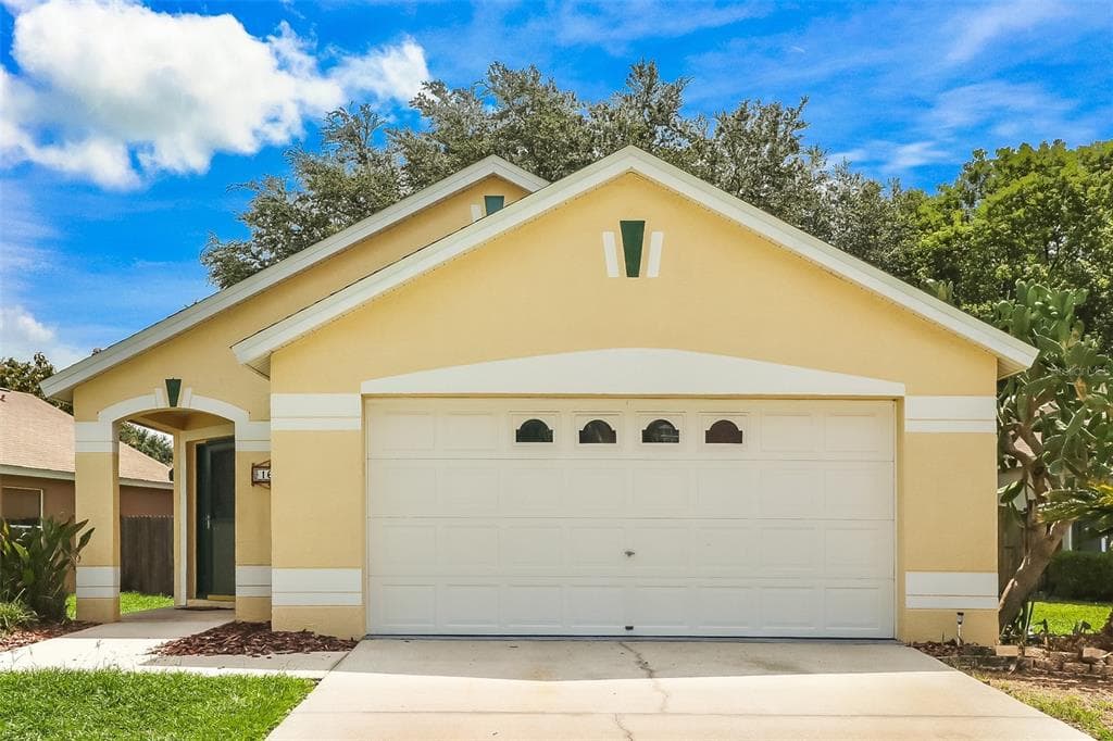 1610 CITRUS ORCHARD WAY VALRICO, FL 33594