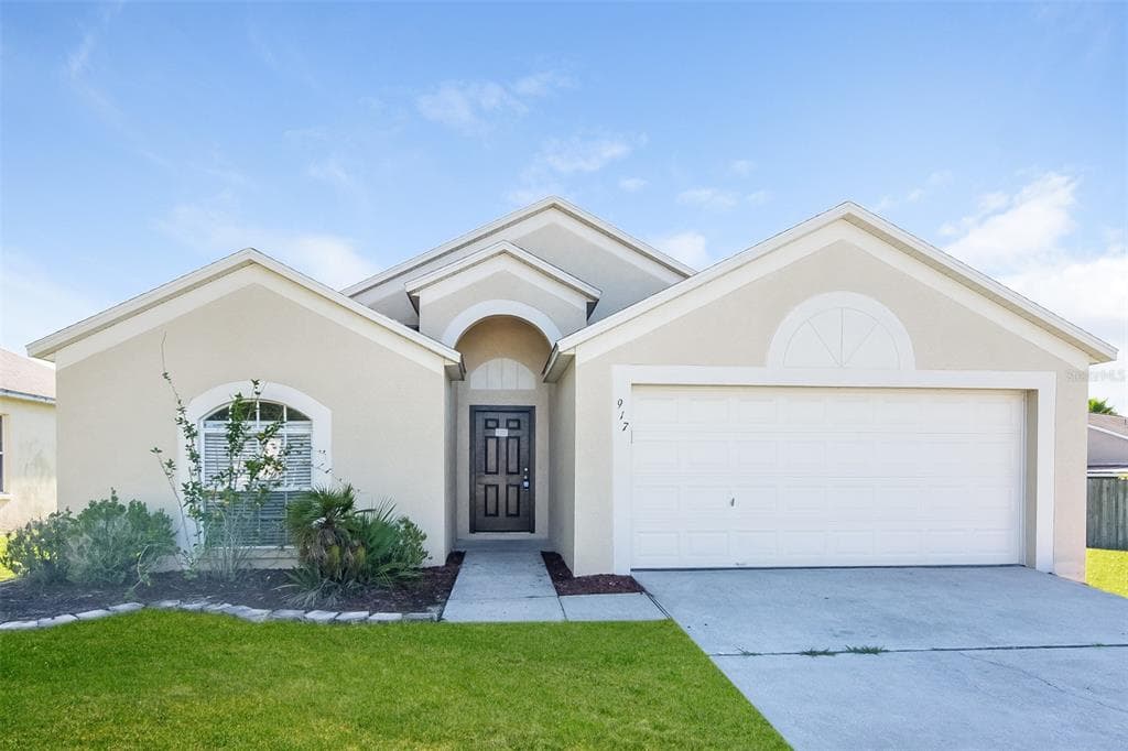 917 STALLION WAY VALRICO, FL 33594