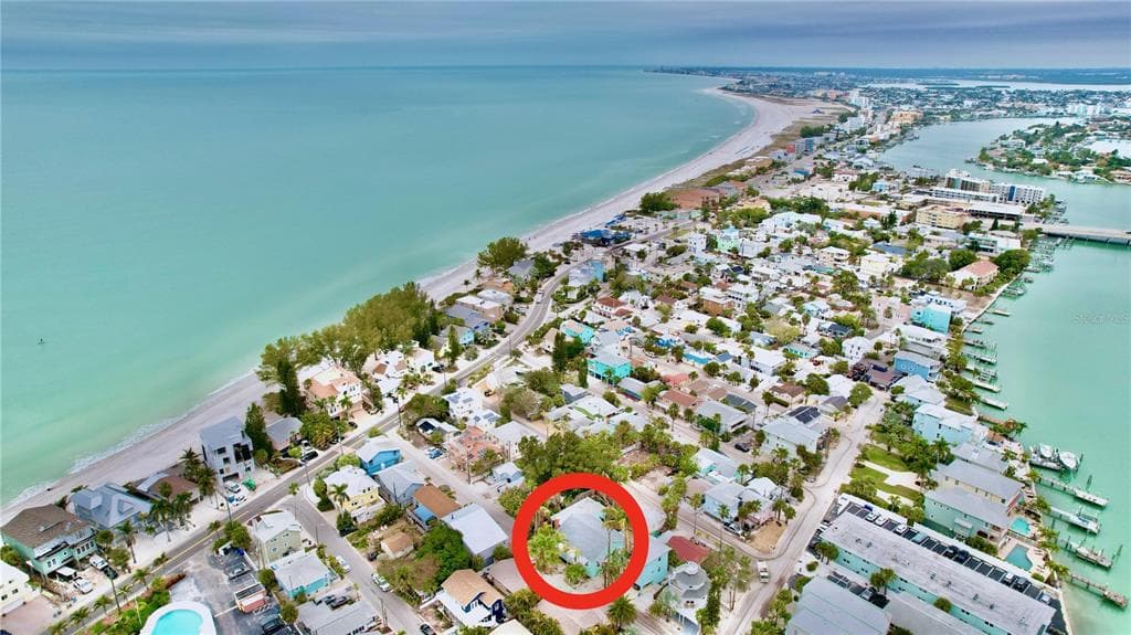 128 BAY PLAZA TREASURE ISLAND, FL 33706