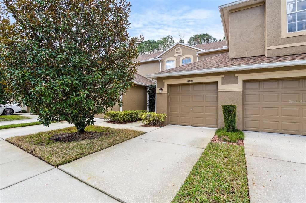 18858 DUQUESNE DRIVE TAMPA, FL 33647