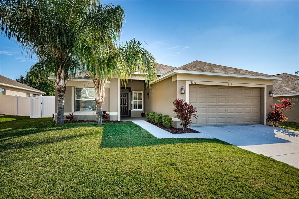 18326 WAYDALE LOOP HUDSON, FL 34667