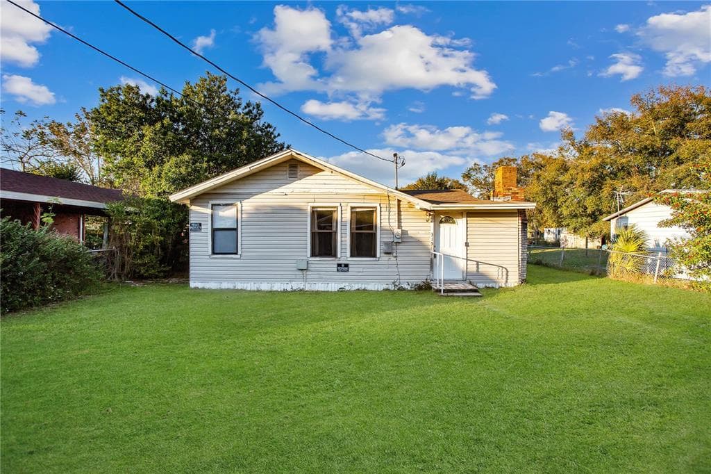 315 KEAT AVENUE AUBURNDALE, FL 33823