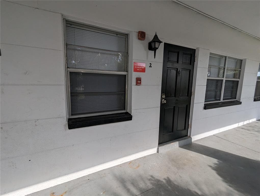 3545 30TH AVENUE N UNIT 2 ST PETERSBURG, FL 33713