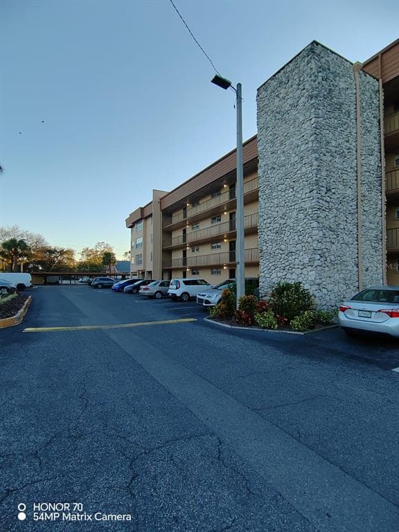 5820 N CHURCH AVENUE UNIT 110 TAMPA, FL 33614