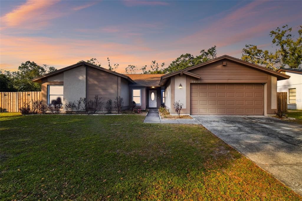 3809 CLOVERHILL COURT BRANDON, FL 33511