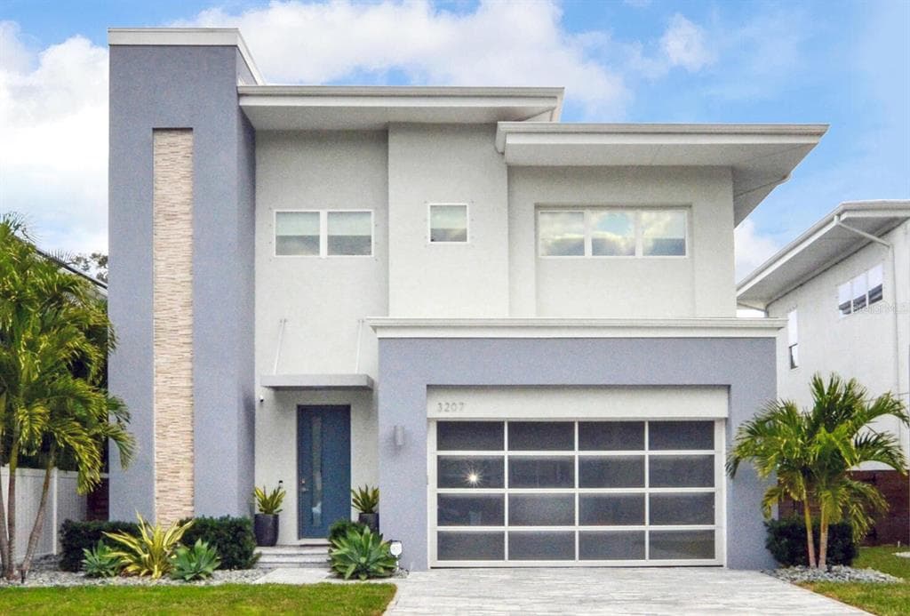 3207 W PAUL AVENUE TAMPA, FL 33611