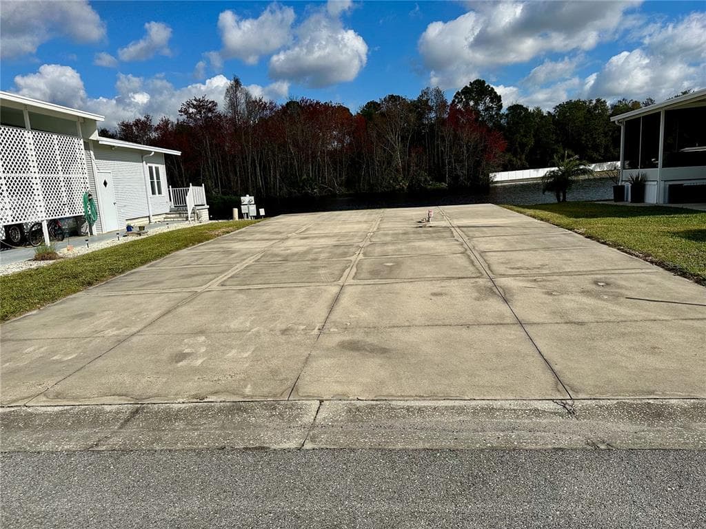 35115 DANNY DRIVE ZEPHYRHILLS, FL 33541