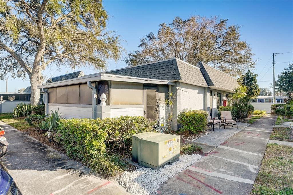5032 70TH PLACE N PINELLAS PARK, FL 33781