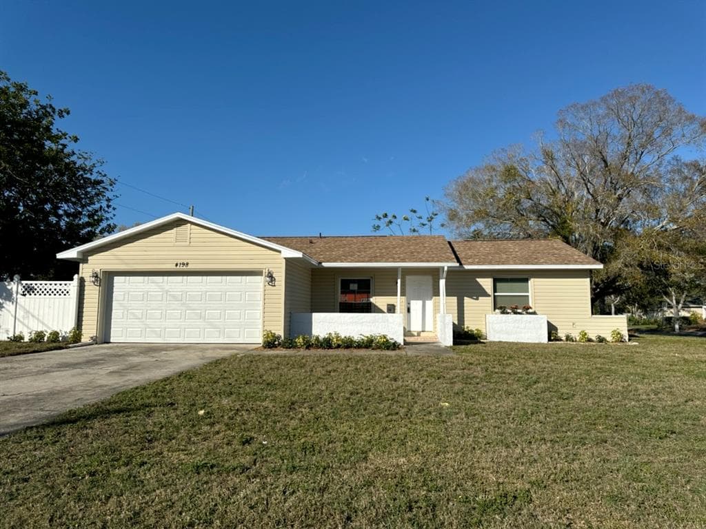 4198 WHITING DRIVE SE ST PETERSBURG, FL 33705