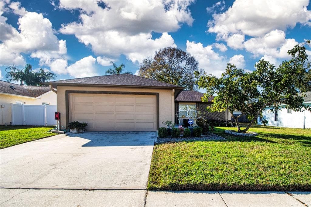 7266 121ST TERRACE LARGO, FL 33773
